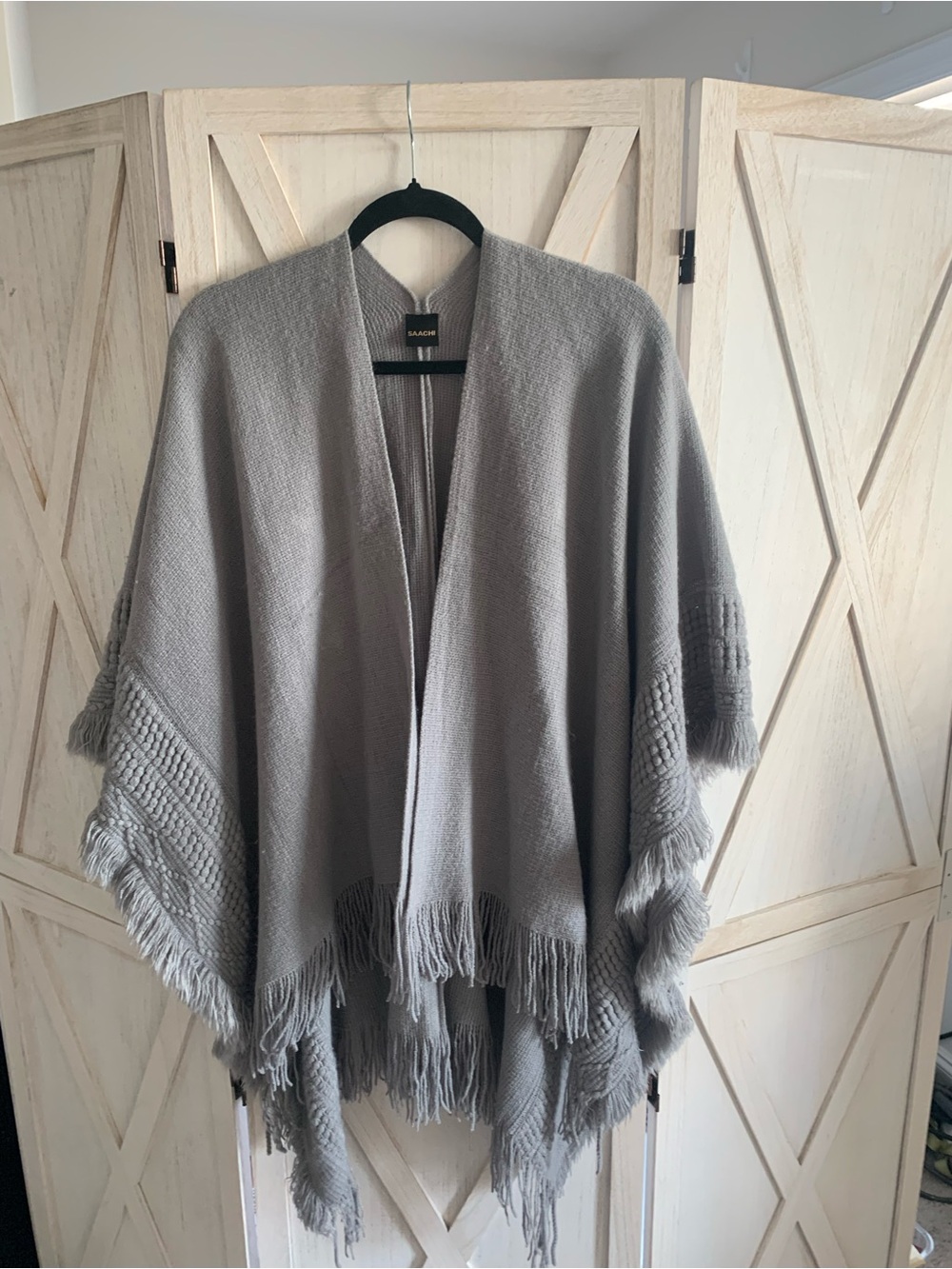 SAACHI Light Gray Knit Fringe Poncho
